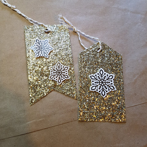Christmas gift tags (set of 7) - gold snowflakes
