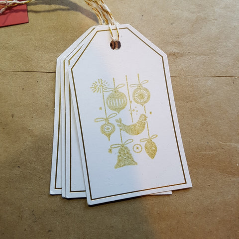 Christmas gift tag - gold ornaments